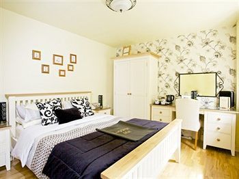Silverstone Guest House Zewnętrze zdjęcie